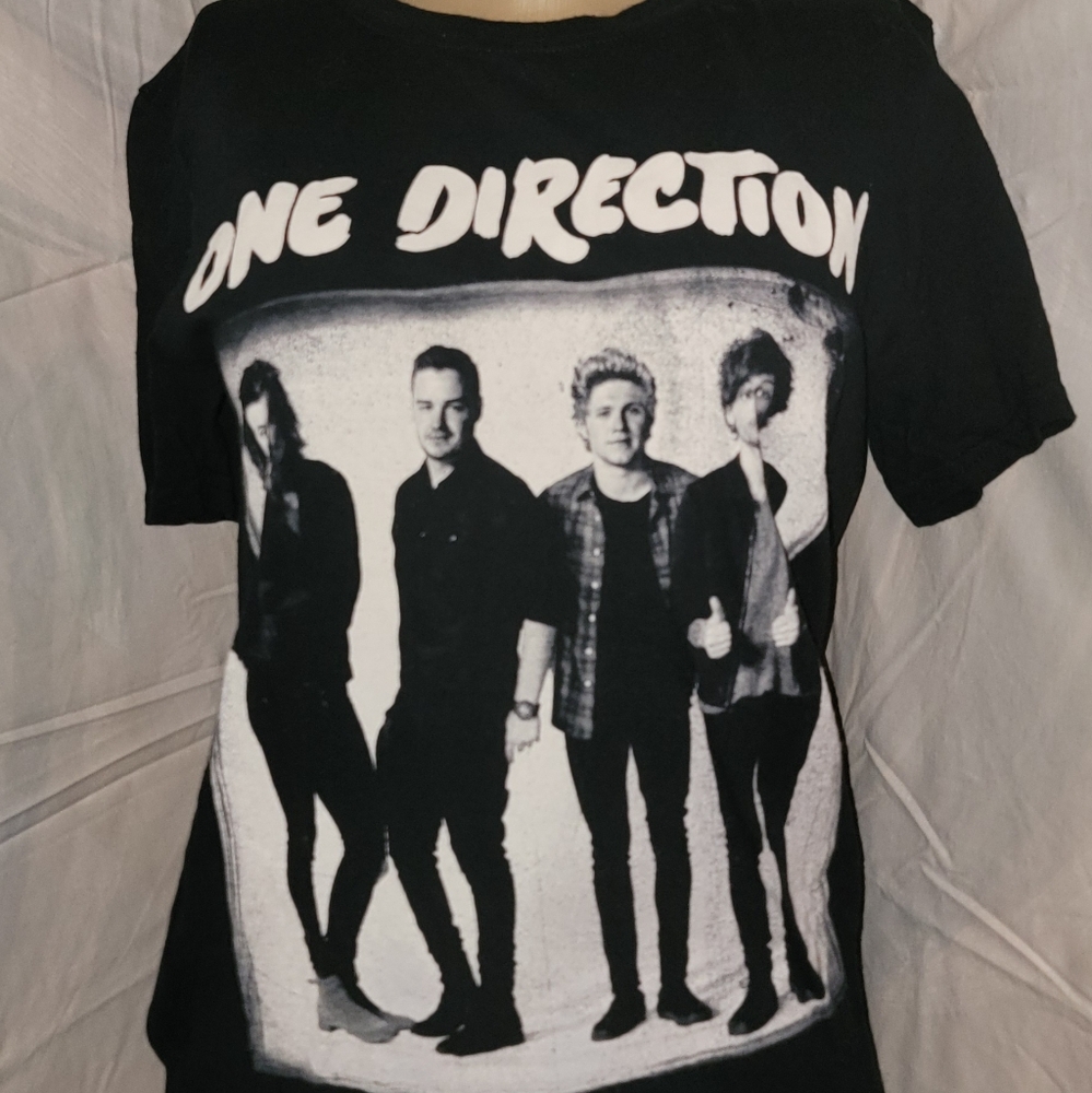 Black One Direction Graphic T-Shirt Size S
